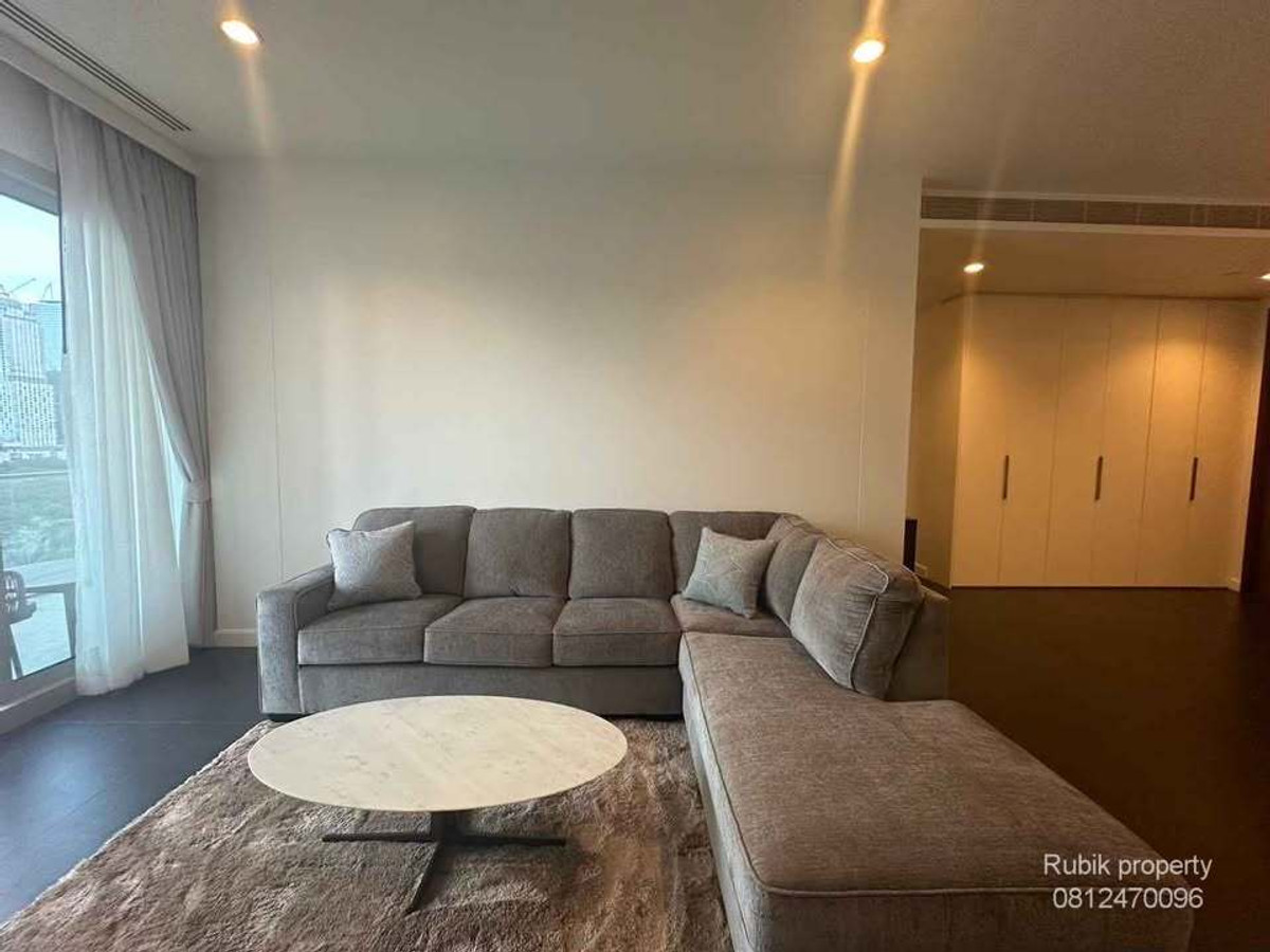 For RentCondoWitthayu, Chidlom, Langsuan, Ploenchit : 🔥 HOT DEAL in the heart of Ratchadamri | 185 Rajadamri | 3 Bed, large room 156 sq m, reduced to 140K RB1612 🏙 Big room, hard to find in the heart of the CBD