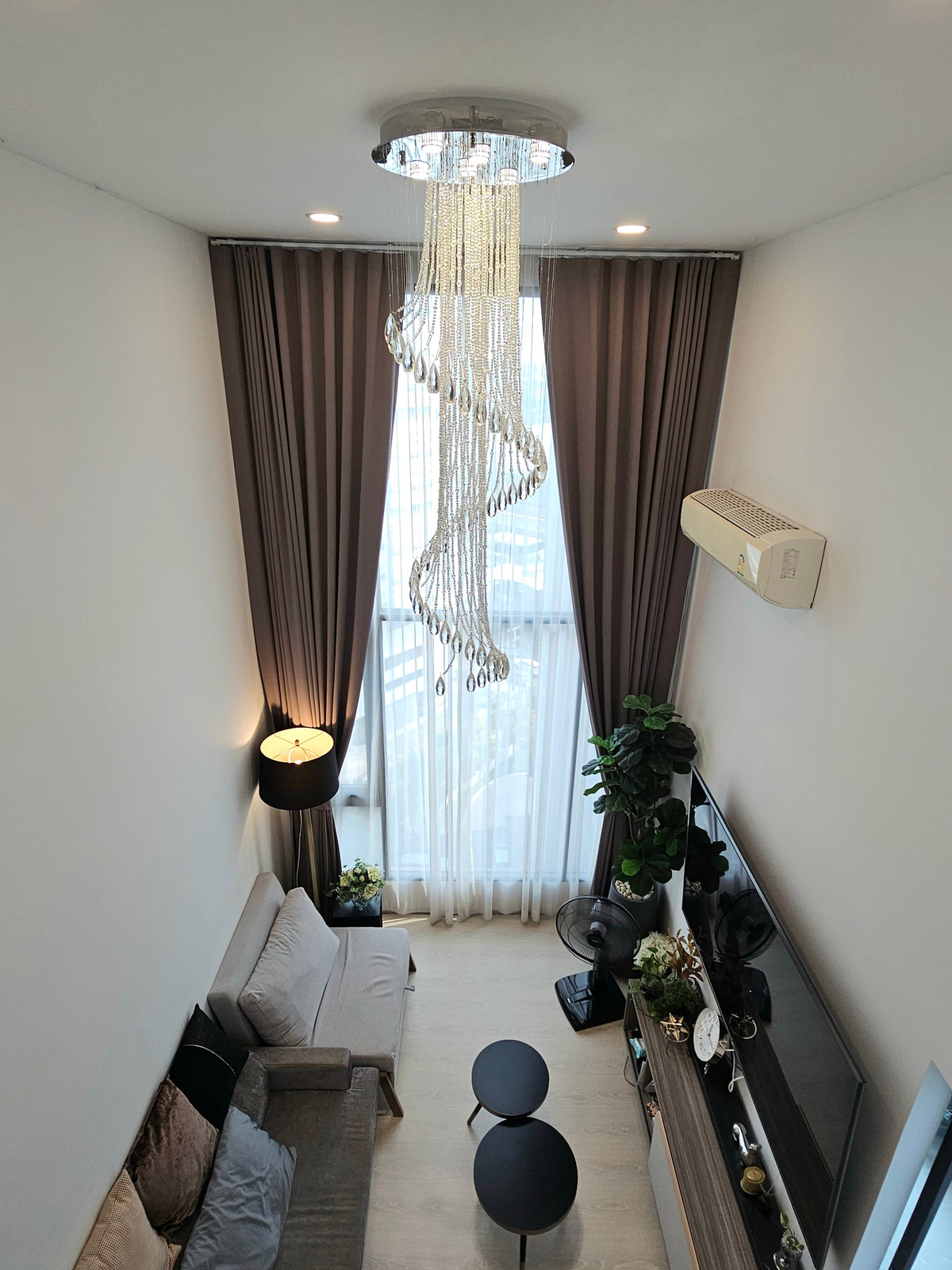 ขายคอนโดวิภาวดี ดอนเมือง หลักสี่ : ขายคอนโด Knightsbridge พหลโยธิน อินเตอร์เชนจ์ ขนาด 53.8 ตร.ม. ห้อง Duplex ใกล้ BTS 2 สาย