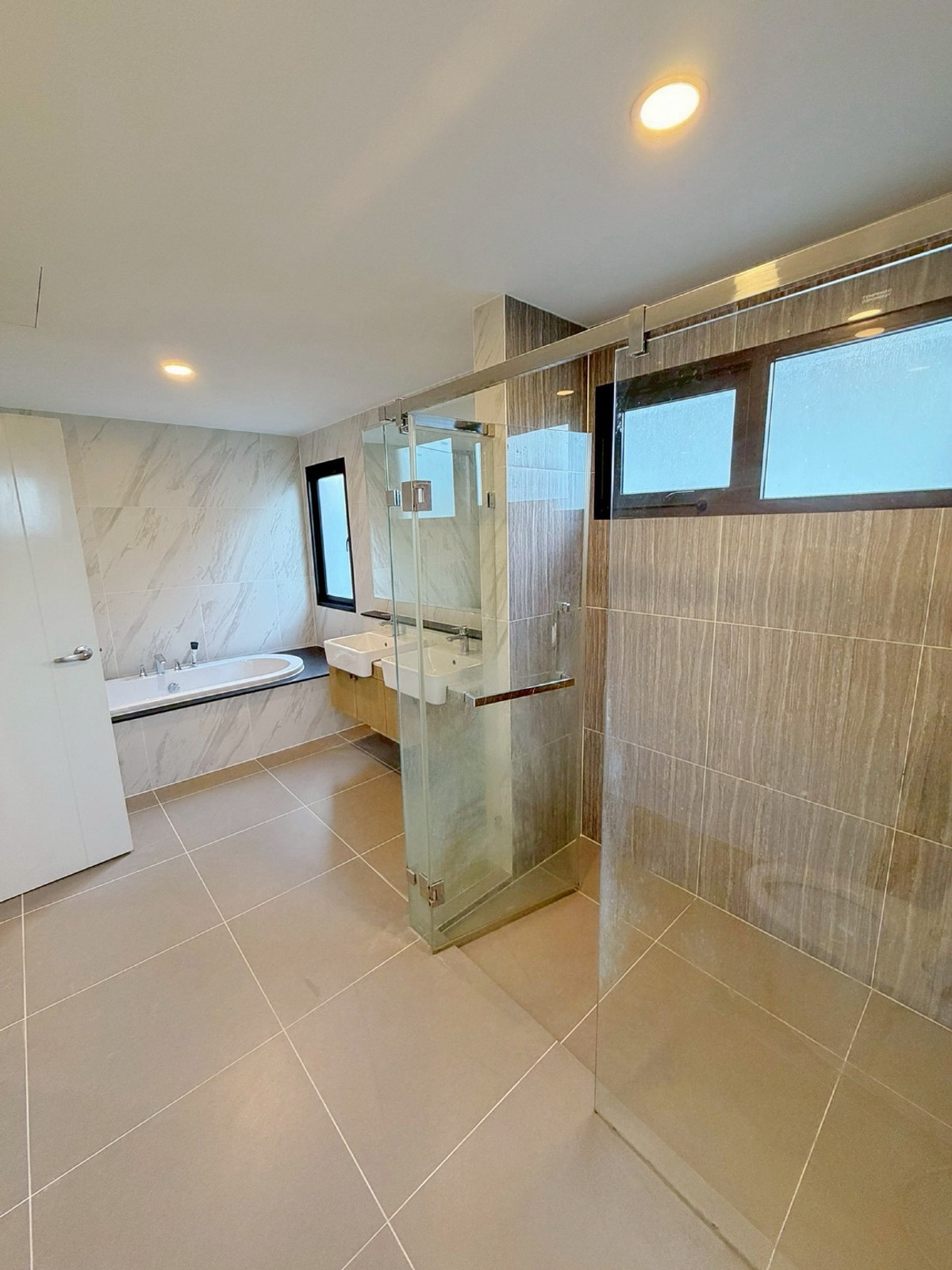 บ้านนนทบุรี บางใหญ่ บางบัวทอง : ขาย/ให้เช่า บ้านเดี่ยว Modern Luxury (มือหนึ่ง) โครงการ The City สะพานมหาเจษฎาบดินทร์ฯ