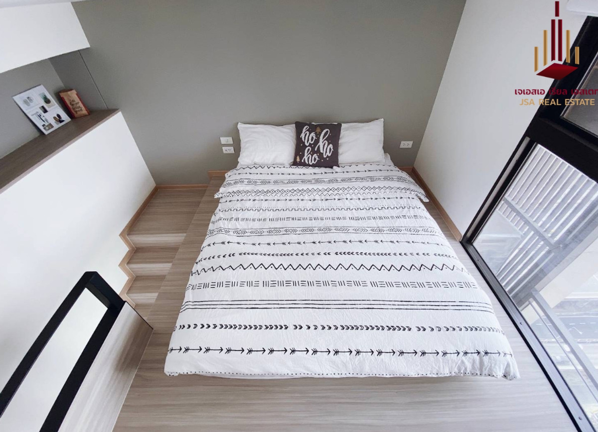 For SaleCondoRama9, Petchburi, RCA : ✨ For Sale: Chewathai Residence Asoke Condo ✨ 💰 Only 4,100,000 THB, best price, much cheaper than welcoming the project launch. Full view of the garden. There is a room ready to make an appointment to view. If interested, contact Mr. James Mar.