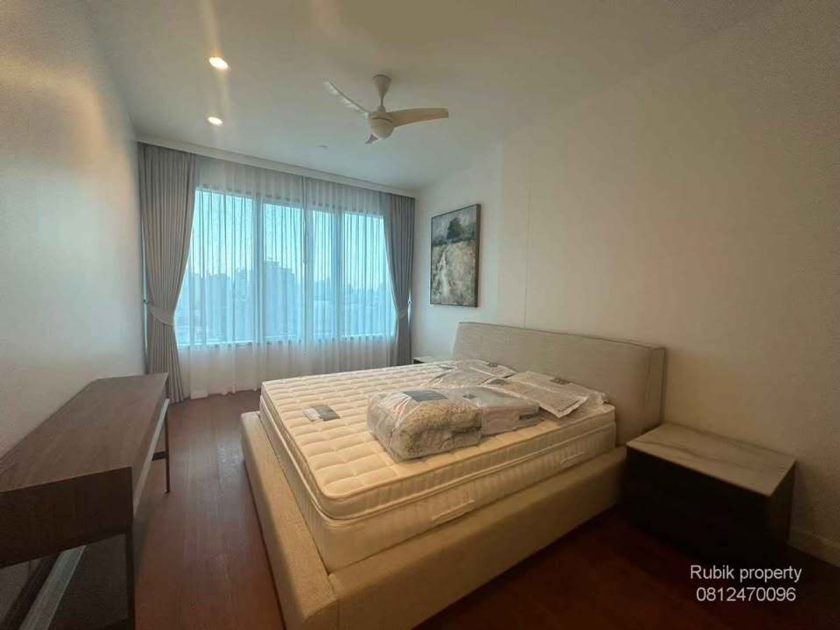 For RentCondoWitthayu, Chidlom, Langsuan, Ploenchit : 🔥 HOT DEAL in the heart of Ratchadamri | 185 Rajadamri | 3 Bed, large room 156 sq m, reduced to 140K RB1612 🏙 Big room, hard to find in the heart of the CBD