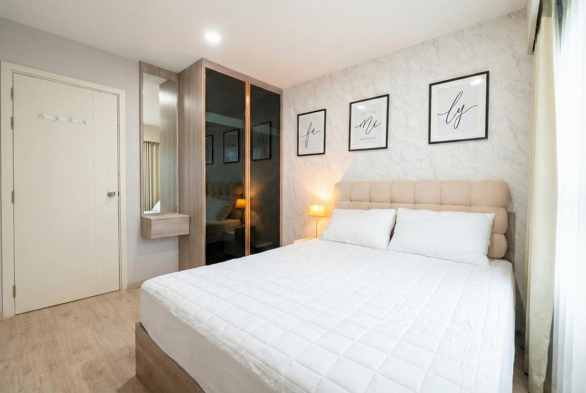 For RentCondoKasetsart, Ratchayothin : Pool Access, open the door to soak your feet in the pool 💦 For rent Elio Del Moss Phahon Yothin 34