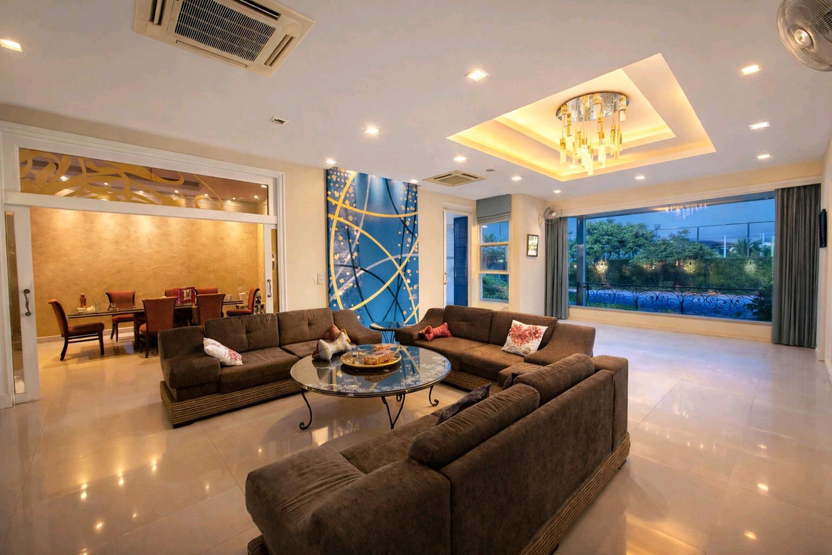 ขายบ้านเอกชัย บางบอน : บ้านเดี่ยวในโครงการ แกรนด์รอยัลนิศาชล สาทร