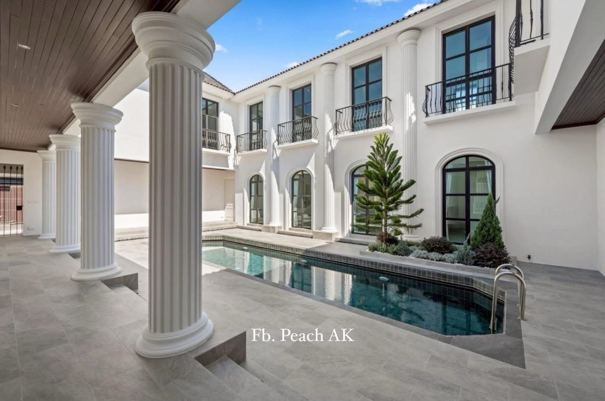 ขายบ้านโชคชัย4 ลาดพร้าว71 : ขายบ้านหรูนาคนิวาส-โชคชัย4 พร้อมสระว่ายน้ำส่วนตัว 100 ตร.ว.