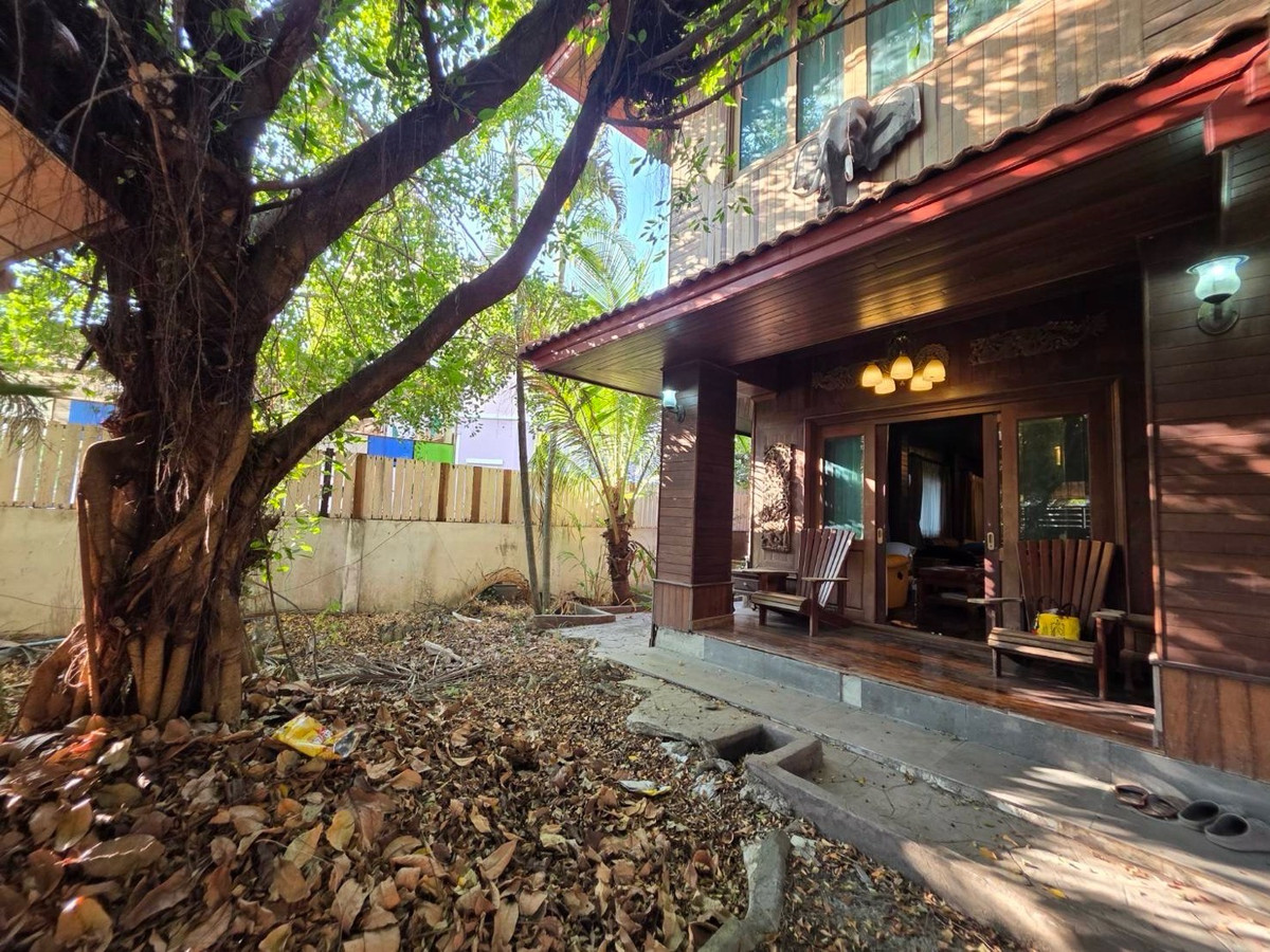 ขายบ้านเชียงใหม่ : 🏡 ขายบ้านไม้แท้ สร้างเอง มูลค่าสูงกว่าราคาขาย หมู่บ้านรินรดา3 อ.สารภี เชียงใหม่ น้ำไม่เคยท่วม