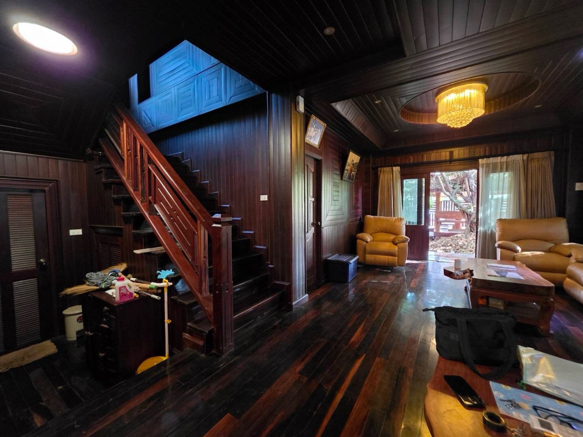 ขายบ้านเชียงใหม่ : 🏡 ขายบ้านไม้แท้ สร้างเอง มูลค่าสูงกว่าราคาขาย หมู่บ้านรินรดา3 อ.สารภี เชียงใหม่ น้ำไม่เคยท่วม