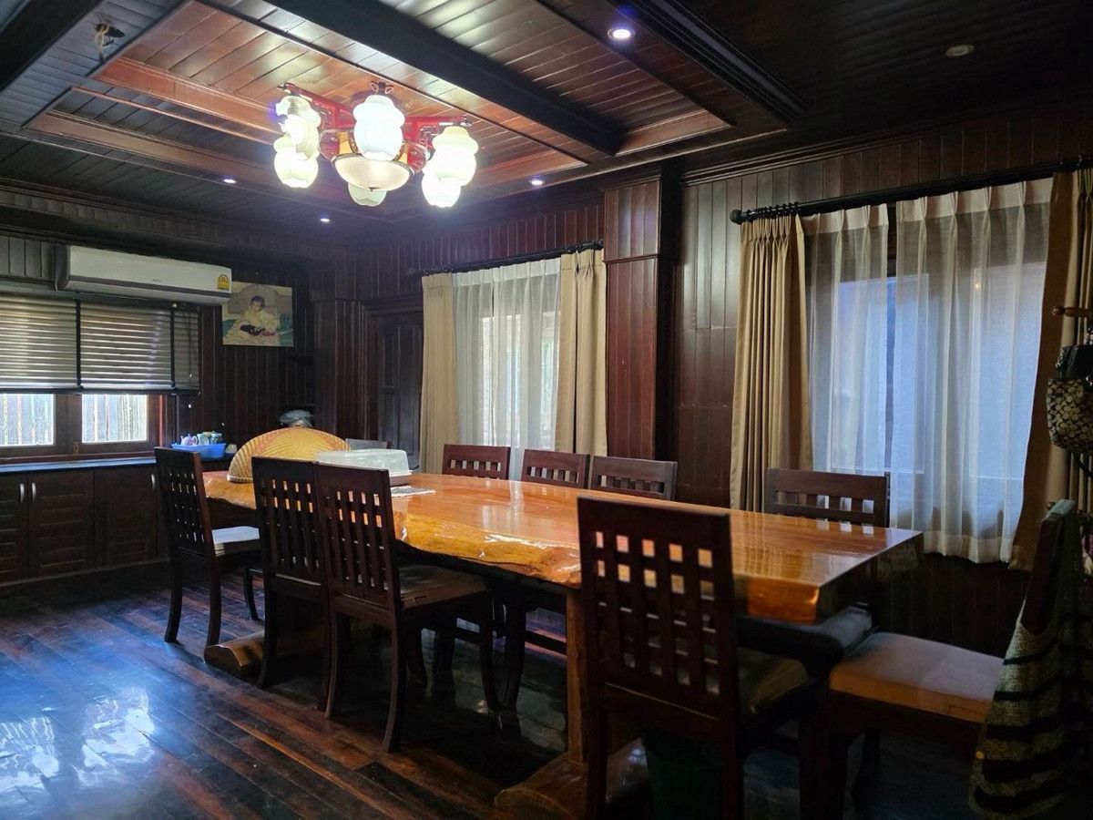 ขายบ้านเชียงใหม่ : 🏡 ขายบ้านไม้แท้ สร้างเอง มูลค่าสูงกว่าราคาขาย หมู่บ้านรินรดา3 อ.สารภี เชียงใหม่ น้ำไม่เคยท่วม