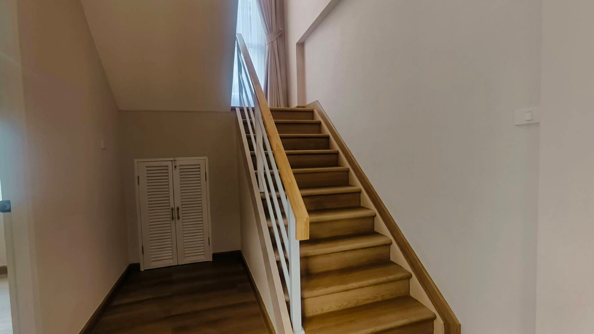 For SaleHouseMin Buri, Romklao : Beautifully renovated 2-story detached house in K.C. 9 Village