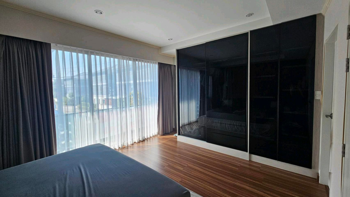 ขายทาวน์โฮมบางนา แบริ่ง ลาซาล : ขายด่วน 🏬ทาวน์โฮม โครงการศุภาลัยเออร์บานา บางนา-วงแหวน **หลังมุม** เพียง 5.2ล้านบาท ❗️พร้อมจบลดได้❗️ทำเลทอง บ้านใหม่เจ้าของไม่ค่อยได้อยู่ นัดดูด่วน 📞โทร0955193596 คุณปัน