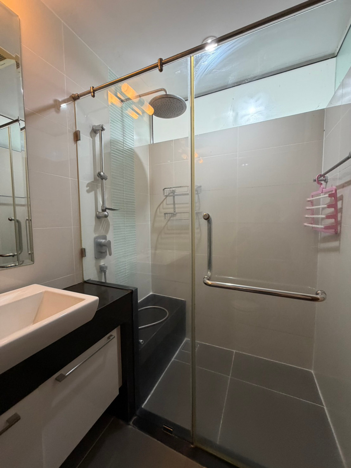 For SaleCondoRama3 (Riverside),Satupadit : For sale/rent Supalai Prima Riva Rama 3 | 3 bedrooms, high floor, river view ________________________________________ Luxury riverfront condo Supalai Prima Riva Rama 3, 42nd floor, area 256 sq m., 3 bedrooms, 5 bathrooms, maids room, panoramic Chao Phraya