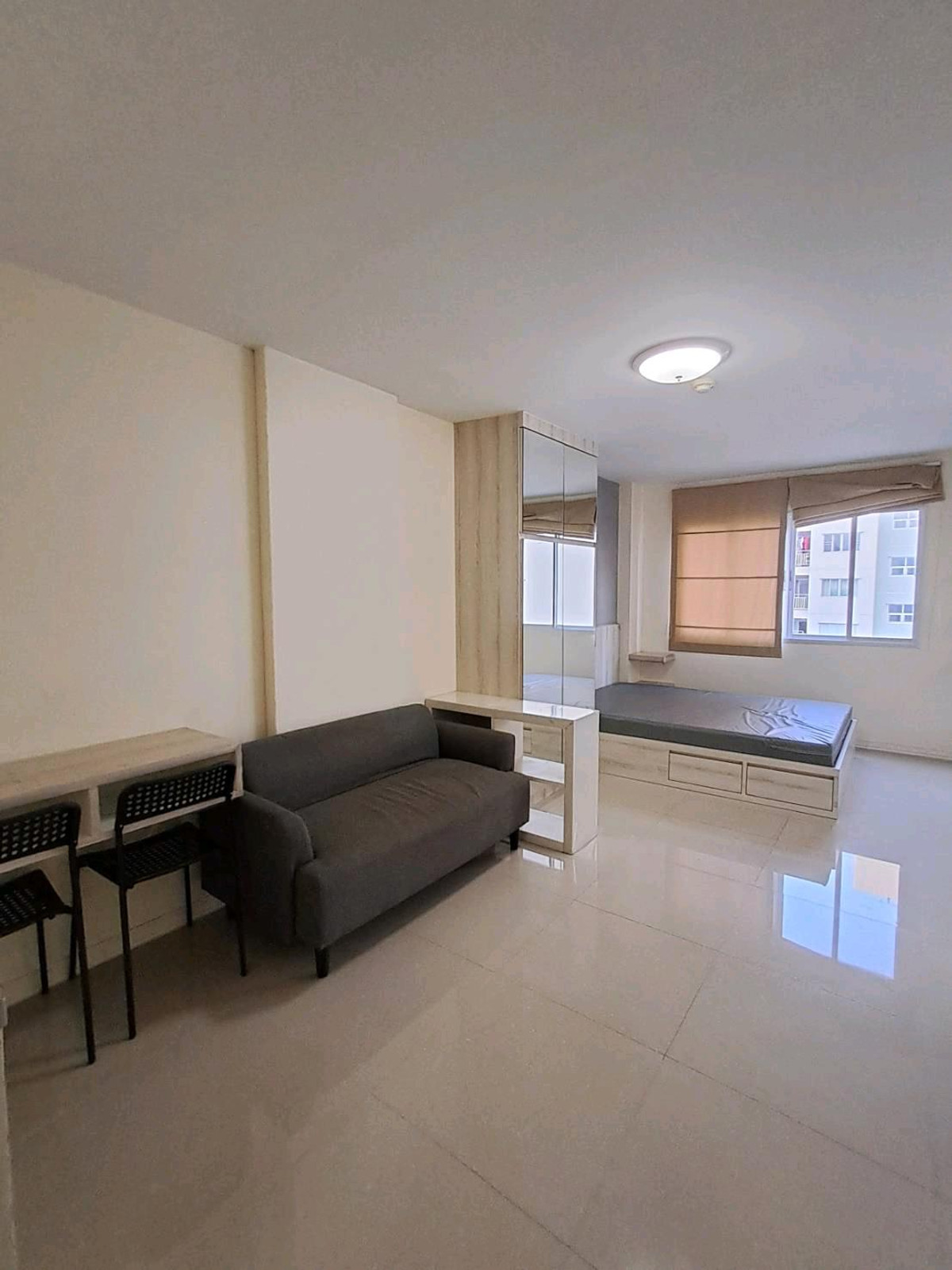 For RentCondoRamkhamhaeng, Hua Mak : For rent A3, 5th floor, price 6500 baht, beautiful.