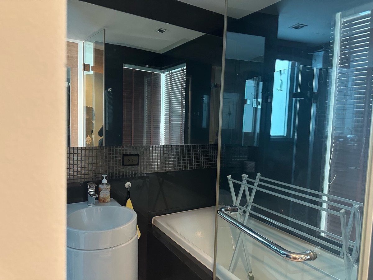 For SaleCondoSapankwai,Jatujak : 🔥Best Price! RHYTHM Phahol-Ari 2-bedroom, 2-bathroom unit, only 6,200,000 THB. 67 sq.m. /Tel 092-6289149