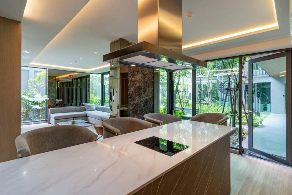 ให้เช่าคอนโดพระราม 9 เพชรบุรีตัดใหม่ RCA : 🔥ให้เช่าด่วน🔥LLOYD Soonvijai - Thonglor (Low Rise) 2 ห้องนอน 2 ห้องน้ำ ตกแต่งครบครัน ทั้งเฟอร์นิเจอร์ - เครื่องใช้ไฟฟ้า พร้อมเข้าอยู่ทันที❗