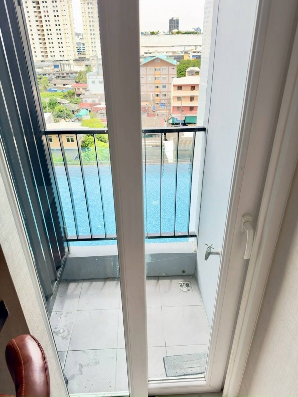 For RentCondoSamut Prakan,Samrong : Condo for rent urgently, The Metropolis Samrong, Building A, 7th floor, city view, pool view, size 35.00 sq m, 1 bedroom, fully furnished, price 13,000 baht.