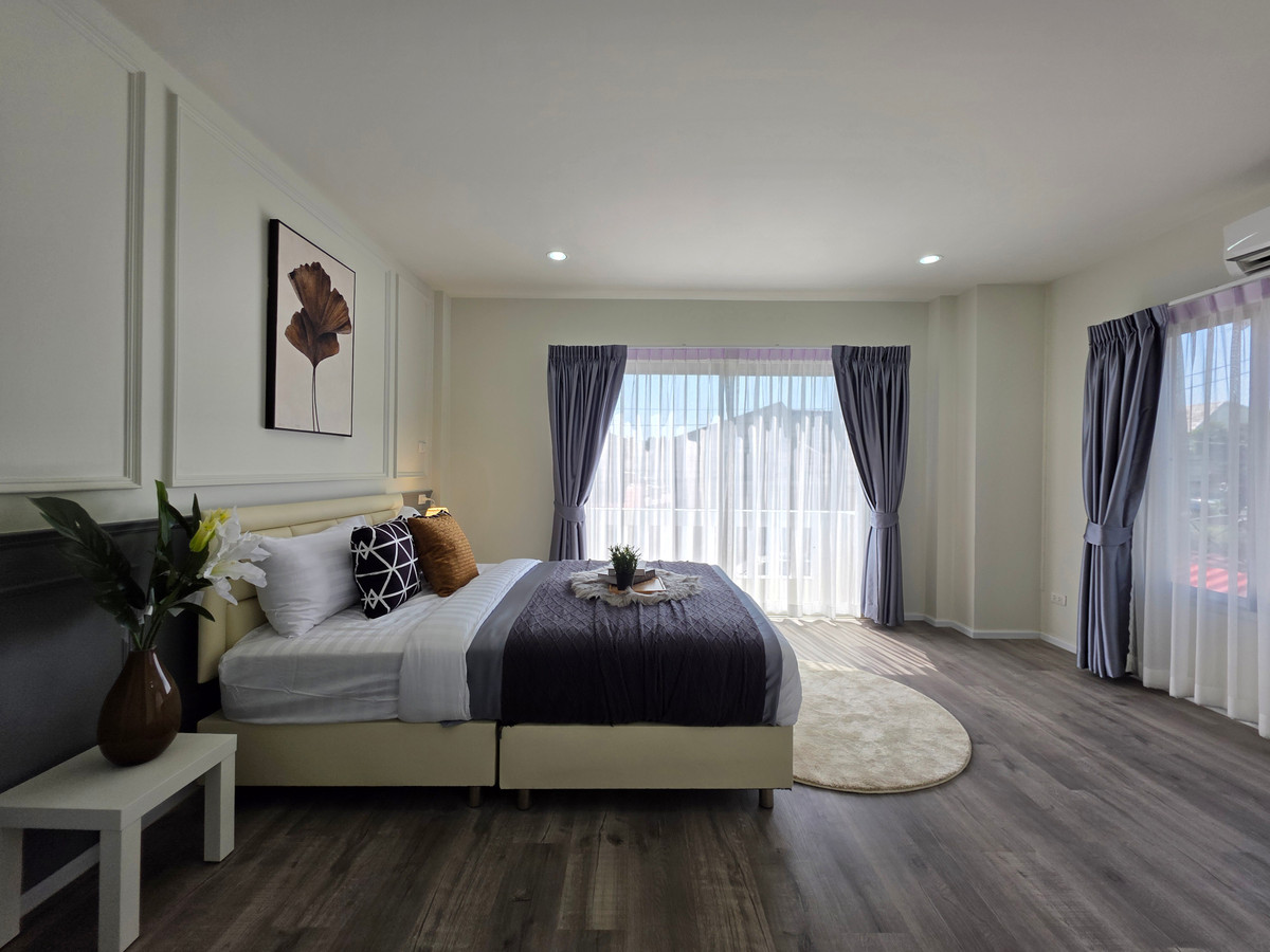 ขายทาวน์โฮมมีนบุรี-ร่มเกล้า : SF139 ขาย มบ.พูนสินธานี 3 ร่มเกล้า บ้านหลังมุม🥇 โล่งโปร่ง🥇 พร้อมอยู่