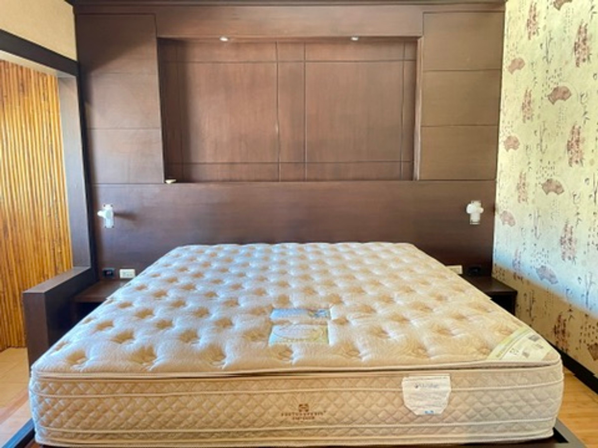 ให้เช่าทาวน์โฮมเลียบทางด่วนรามอินทรา : ปล่อยเช่า Town Home คริสตัล วิลล์ [Crystal Ville] เลียบด่วนเอกมัย-รามอินทรา ประดิษฐ์มนูธรรม 15 ใกล้ทางพิเศษฉลองรัช เพียง 350 เมตร จากเซ็นทรัล อีสวิลล์ 