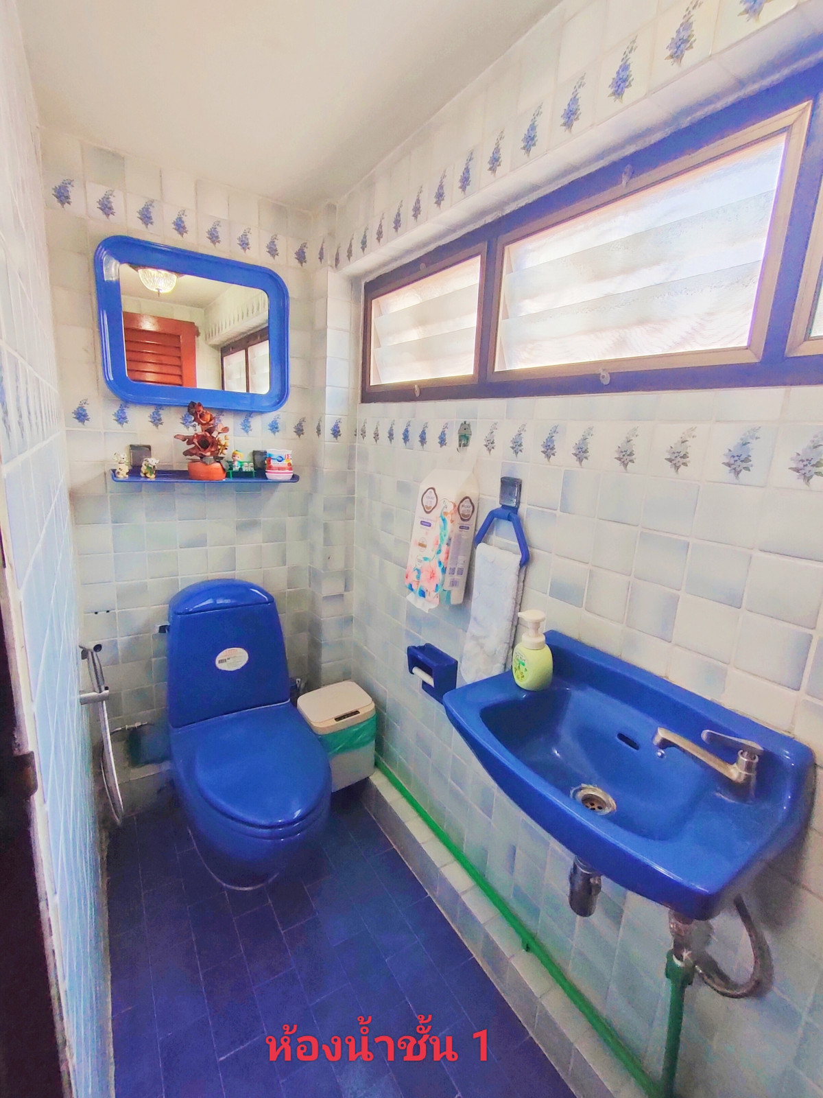 ขายบ้านพระราม 9 เพชรบุรีตัดใหม่ RCA : ขายด่วน!! ราคาดี!! บ้านเดี่ยว 3 ชั้น (รวมดาดฟ้า) หลังมุม เนื้อที่ 57.5 ตรว. หมู่บ้านทวีมิตร ซอย 4 ทำเลทอง ใจกลางเมือง หลังเซ็นทรัลพระราม 9 ใกล้ตึกอสมท. และรถไฟฟ้า MRT พระราม 9