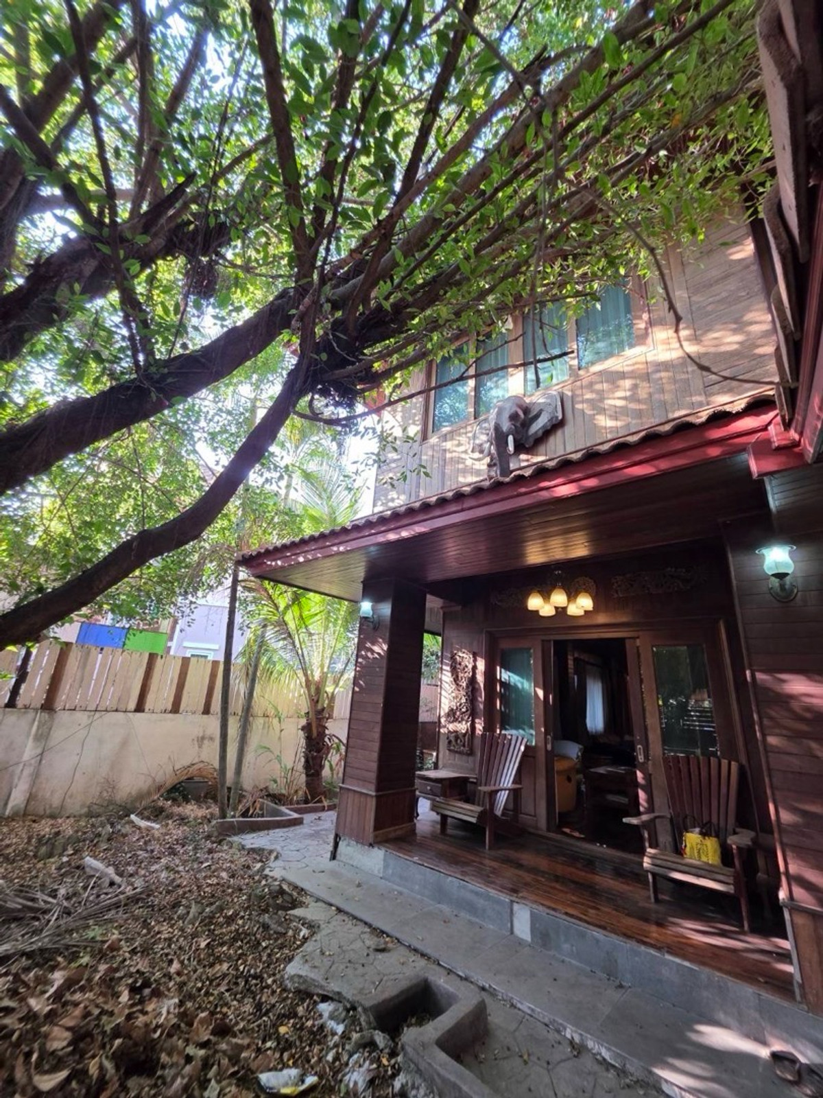 ขายบ้านเชียงใหม่ : 🏡 ขายบ้านไม้แท้ สร้างเอง มูลค่าสูงกว่าราคาขาย หมู่บ้านรินรดา3 อ.สารภี เชียงใหม่ น้ำไม่เคยท่วม