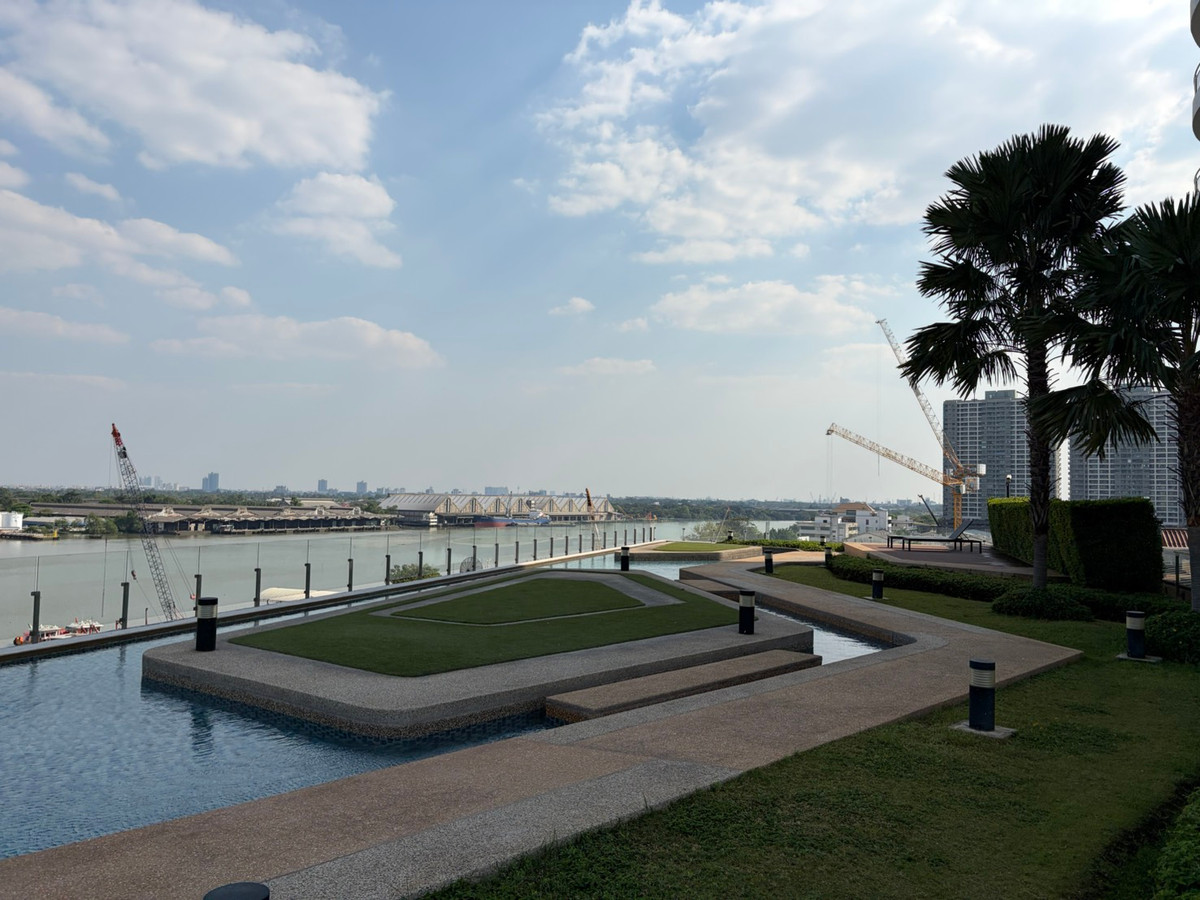 For SaleCondoRama3 (Riverside),Satupadit : For sale/rent Supalai Prima Riva Rama 3 | 3 bedrooms, high floor, river view ________________________________________ Luxury riverfront condo Supalai Prima Riva Rama 3, 42nd floor, area 256 sq m., 3 bedrooms, 5 bathrooms, maids room, panoramic Chao Phraya