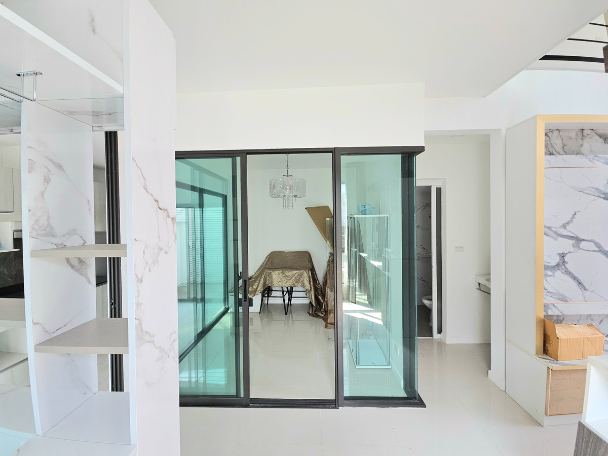 For SaleTownhomeNawamin, Ramindra : Corner townhome for sale, Pruksa Ville, Phahonyothin Ramintra (30.5 sq m.), near BTS Sai Yut.