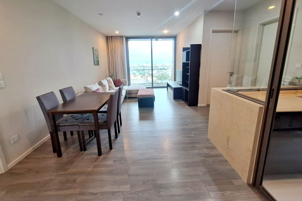 For SaleCondoOnnut, Udomsuk : Condo for sale, The Room Sukhumvit 69, near BTS, 2 bedrooms, selling below appraised price.
