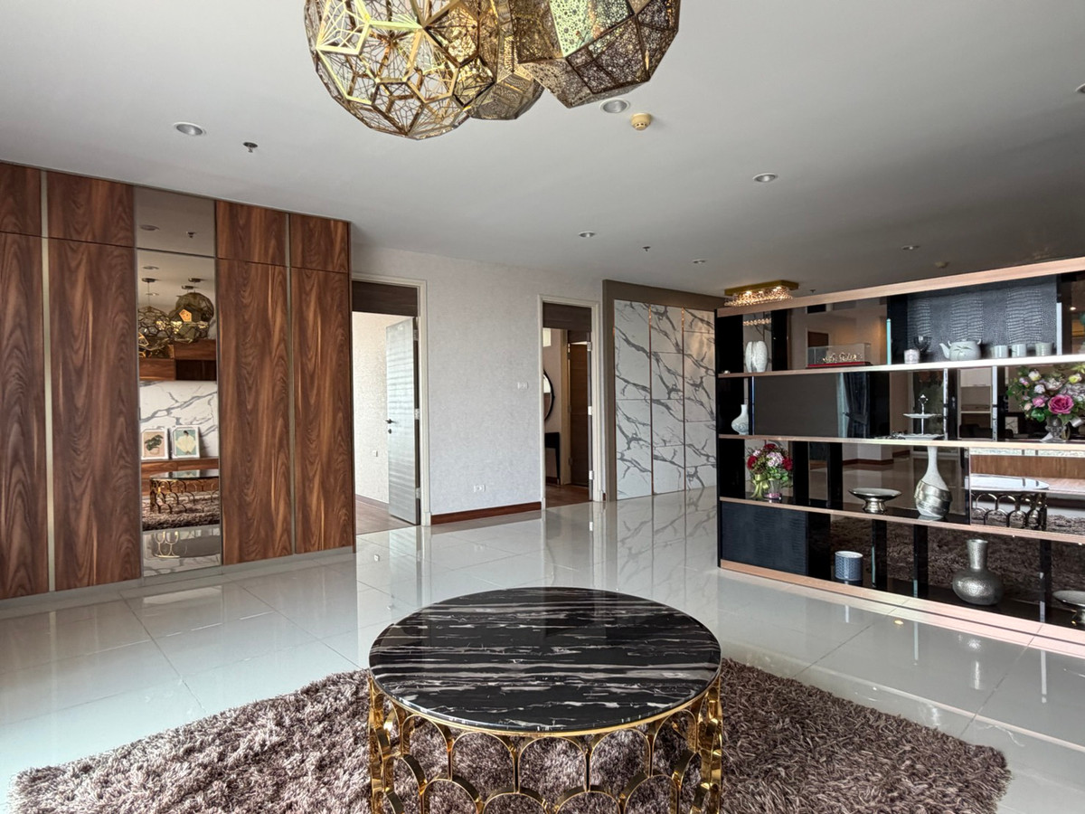 For SaleCondoRama3 (Riverside),Satupadit : For sale/rent Supalai Prima Riva Rama 3 | 3 bedrooms, high floor, river view ________________________________________ Luxury riverfront condo Supalai Prima Riva Rama 3, 42nd floor, area 256 sq m., 3 bedrooms, 5 bathrooms, maids room, panoramic Chao Phraya