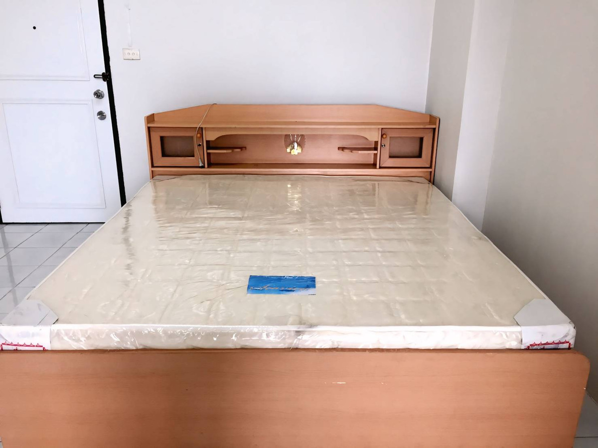 For RentCondoLadprao, Central Ladprao : Condo for rent, Chokchai Ruammit Condominium (Vibhavadi Rangsit 16/5 – Chokchai Ruammit), spacious room, convenient transportation, special discount, urgent.