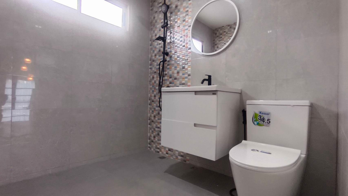 For SaleHouseMin Buri, Romklao : Beautifully renovated 2-story detached house in K.C. 9 Village