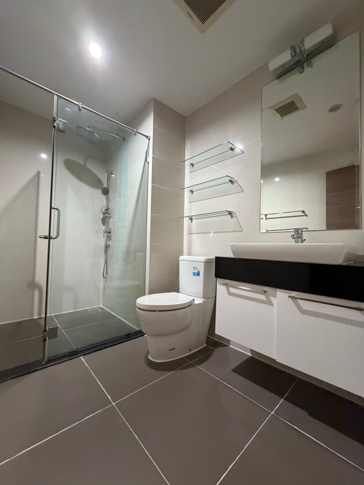 For SaleCondoRama3 (Riverside),Satupadit : For sale/rent Supalai Prima Riva Rama 3 | 3 bedrooms, high floor, river view ________________________________________ Luxury riverfront condo Supalai Prima Riva Rama 3, 42nd floor, area 256 sq m., 3 bedrooms, 5 bathrooms, maids room, panoramic Chao Phraya