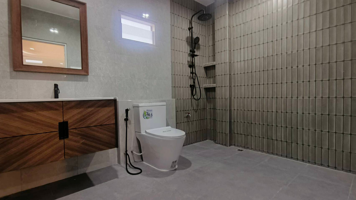 For SaleHouseMin Buri, Romklao : Beautifully renovated 2-story detached house in K.C. 9 Village