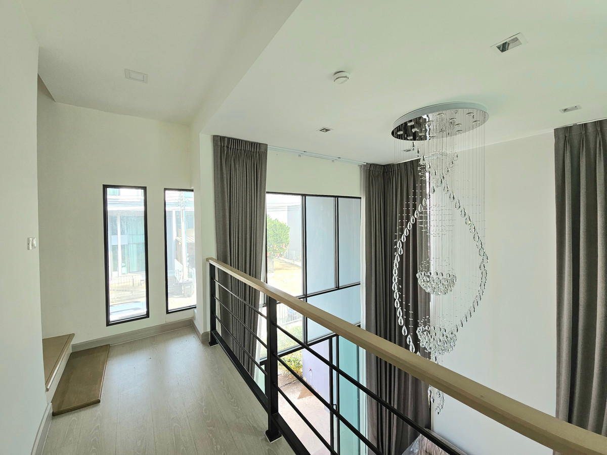 For SaleTownhomeNawamin, Ramindra : Corner townhome for sale, Pruksa Ville, Phahonyothin Ramintra (30.5 sq m.), near BTS Sai Yut.