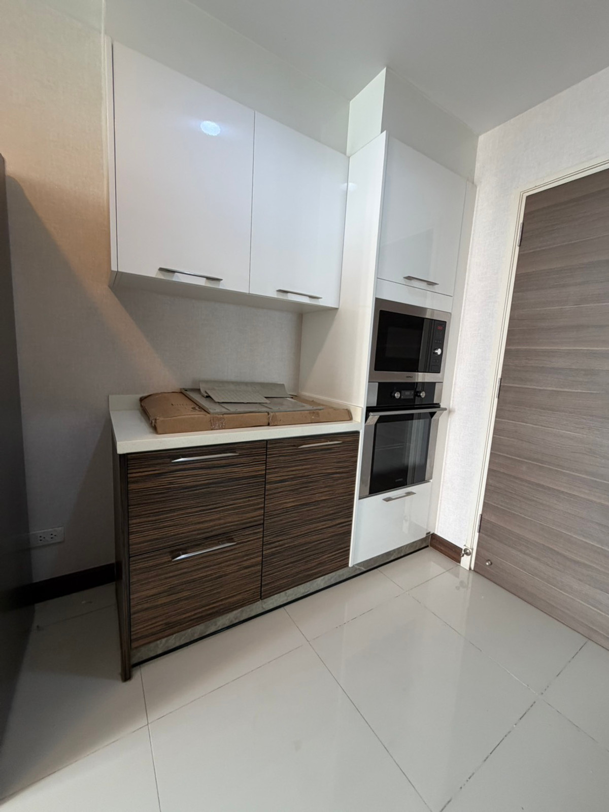 For SaleCondoRama3 (Riverside),Satupadit : For sale/rent Supalai Prima Riva Rama 3 | 3 bedrooms, high floor, river view ________________________________________ Luxury riverfront condo Supalai Prima Riva Rama 3, 42nd floor, area 256 sq m., 3 bedrooms, 5 bathrooms, maids room, panoramic Chao Phraya