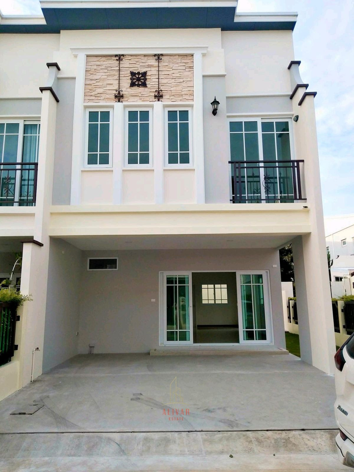 For RentTownhomeSamut Prakan,Samrong : RH015026 Townhome for rent, 2 floors at EVERCITY Srinakarin-Nam Daeng, near Mega bangna.