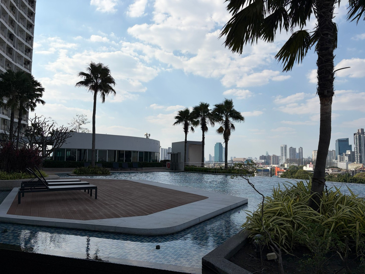 For SaleCondoRama3 (Riverside),Satupadit : For sale/rent Supalai Prima Riva Rama 3 | 3 bedrooms, high floor, river view ________________________________________ Luxury riverfront condo Supalai Prima Riva Rama 3, 42nd floor, area 256 sq m., 3 bedrooms, 5 bathrooms, maids room, panoramic Chao Phraya