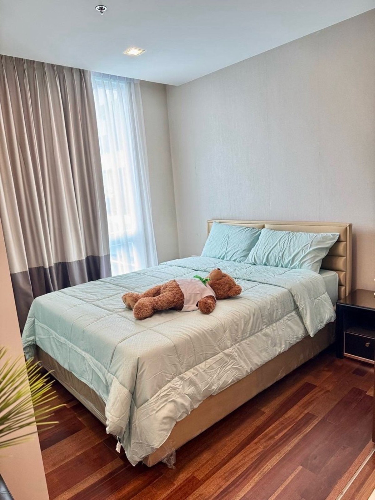 For RentCondoSamut Prakan,Samrong : Condo for rent urgently, The Metropolis Samrong, Building A, 7th floor, city view, pool view, size 35.00 sq m, 1 bedroom, fully furnished, price 13,000 baht.