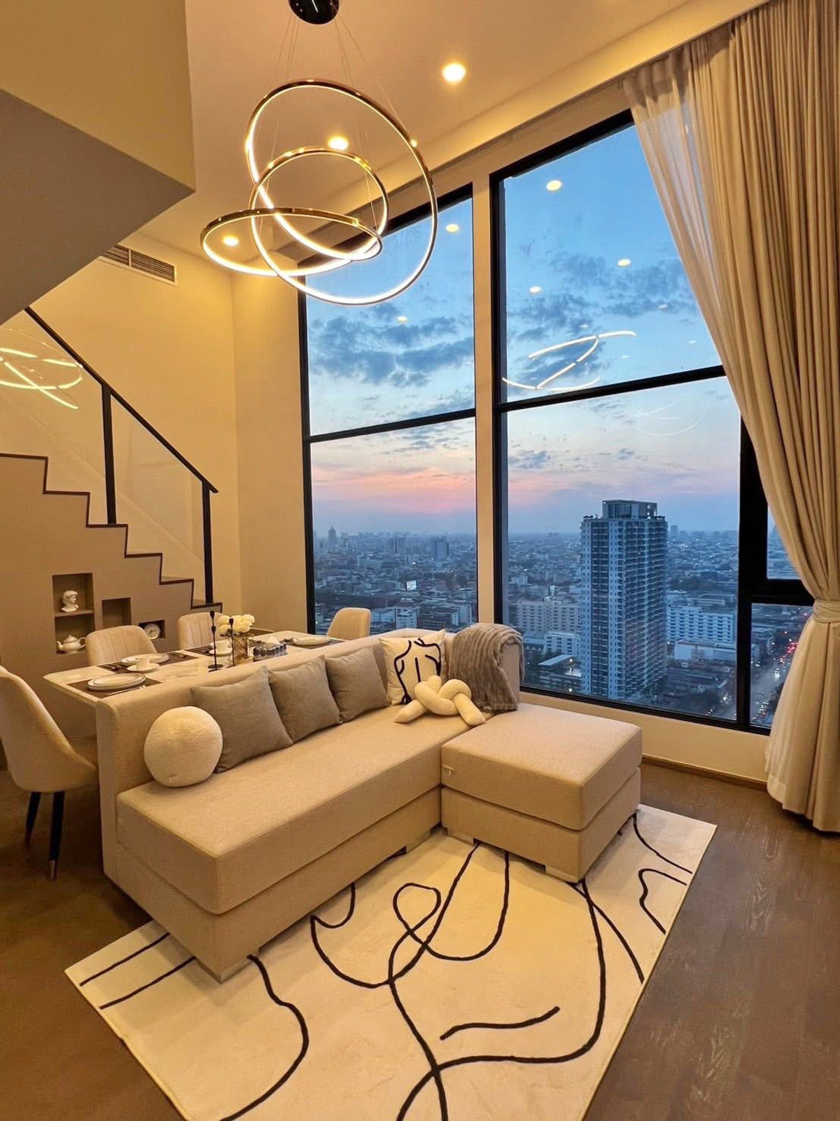 For SaleShop HouseRatchathewi,Phayathai : Duplex 2 Bed 2 Bath, corner room, Park Origin Ratchathewi, good price lower than the project page.