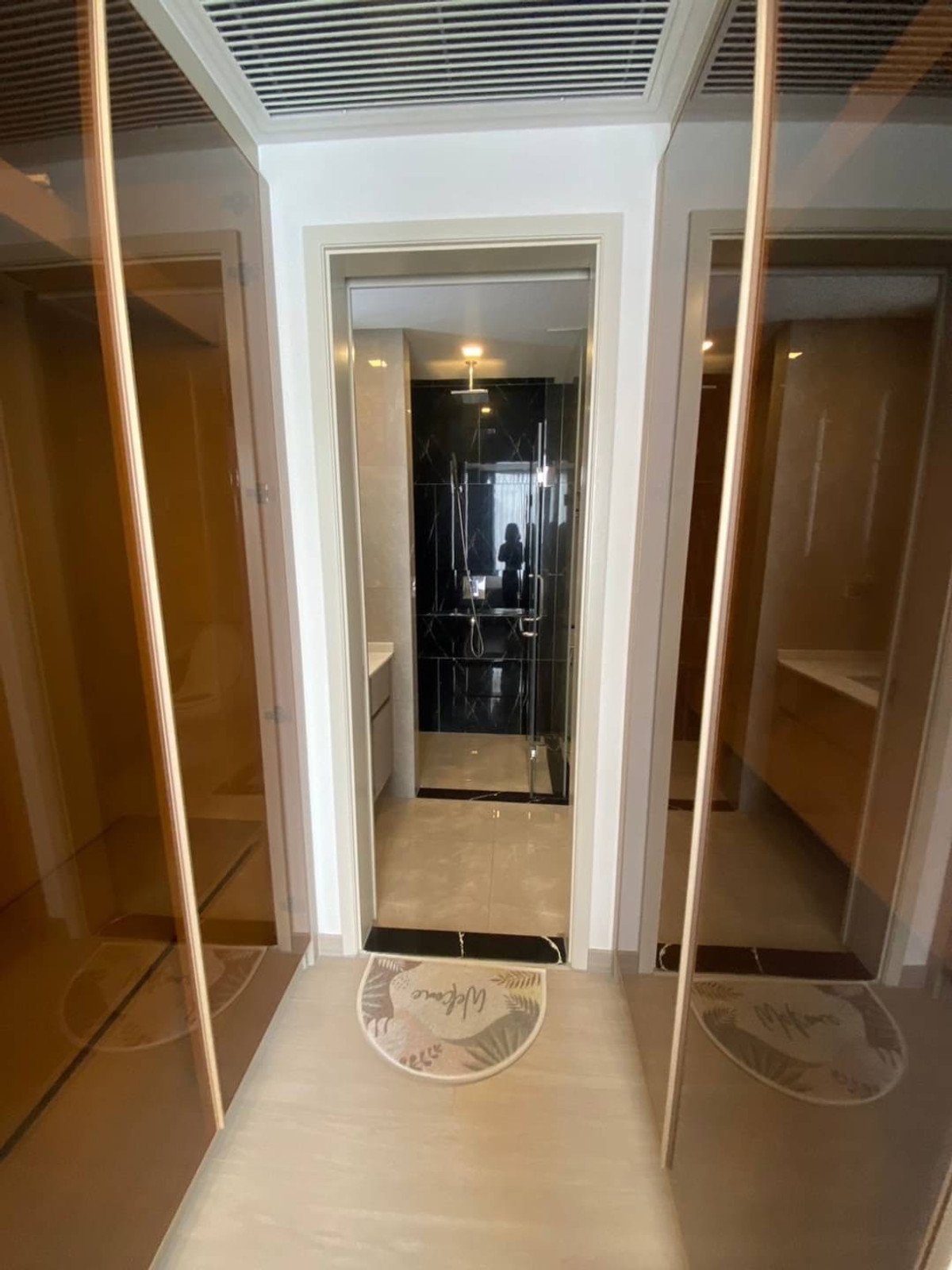 For SaleCondoRama9, Petchburi, RCA : Condo for rent, One 9 Five Asoke-Rama 9, fully furnished condo, ready to move in, near MRT Rama 9!!