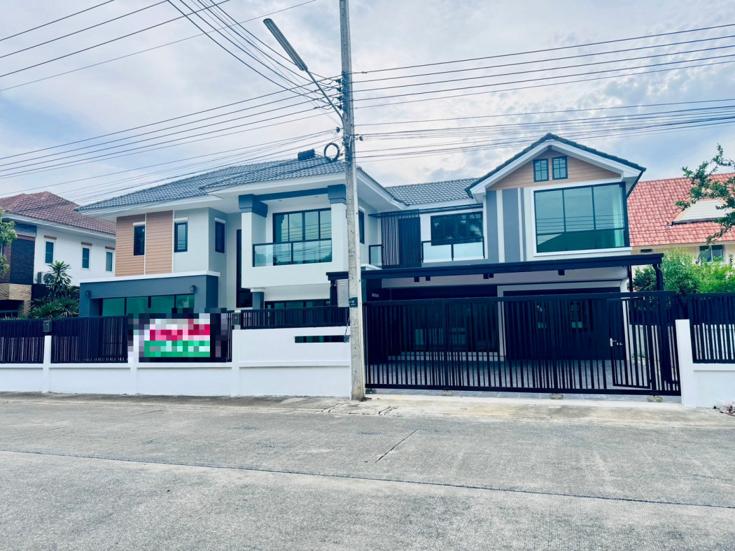 For SaleHousePathum Thani,Rangsit, Thammasat : Selling a beautiful 2-story detached house in the Baan Phumsiri Rangsit Klong 7 project.Close to Lotus Rangsit Klong 7. Size: 88 sq.wa.