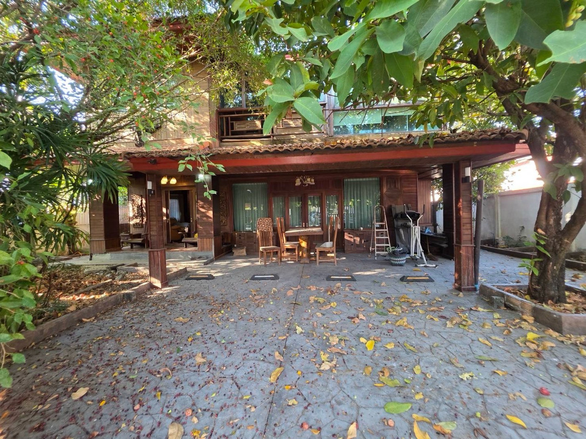 ขายบ้านเชียงใหม่ : 🏡 ขายบ้านไม้แท้ สร้างเอง มูลค่าสูงกว่าราคาขาย หมู่บ้านรินรดา3 อ.สารภี เชียงใหม่ น้ำไม่เคยท่วม