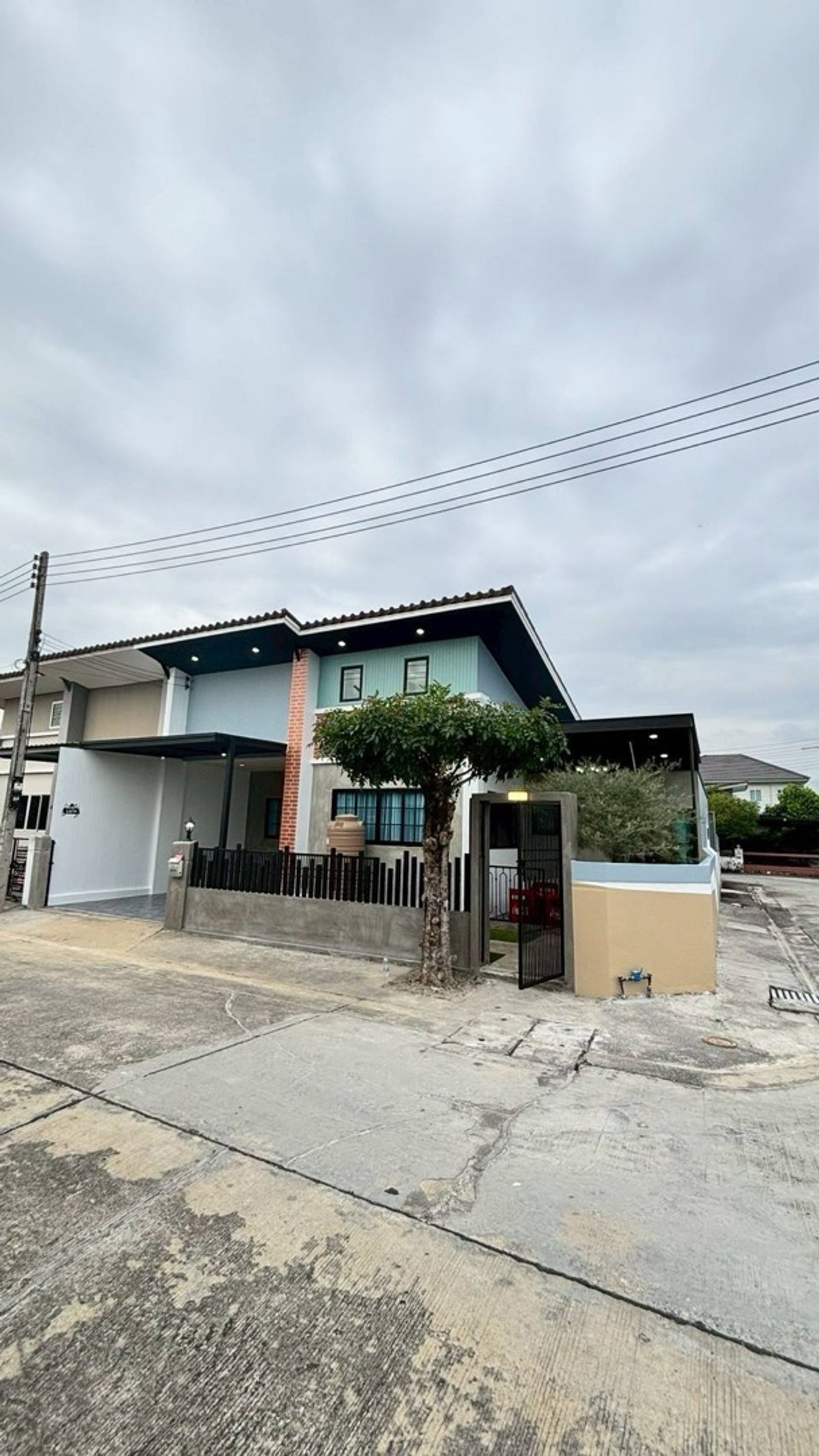 For SaleTownhomePathum Thani,Rangsit, Thammasat : V Alive Village, Lam Lukka Klong 8 (V-Alive Lumlukka Klong 8