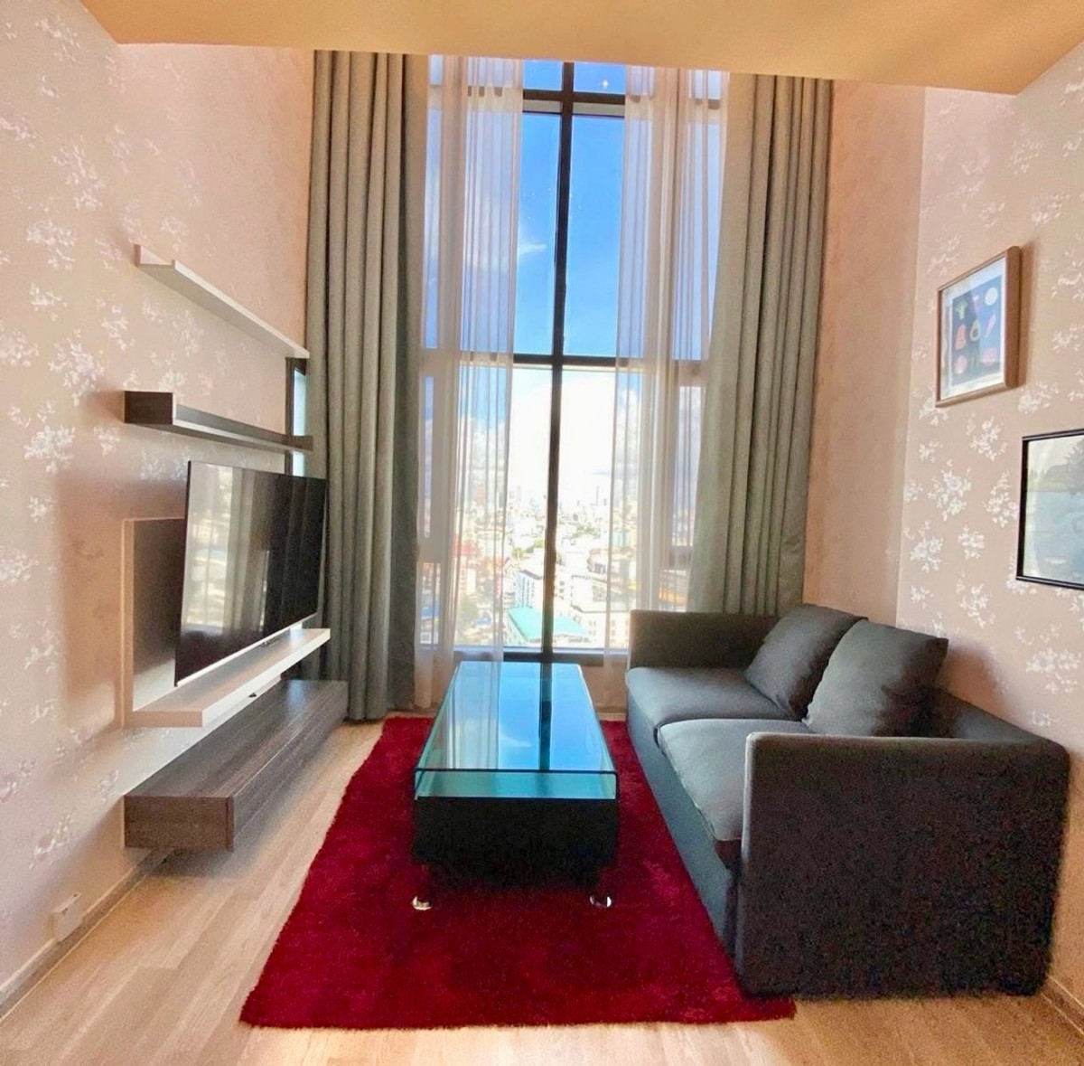 ขายคอนโดรัชดา ห้วยขวาง : คอนโดดูเพล็กซ์ ชั้นสูง ใกล้ MRT ห้วยขวาง เหมาะลงทุนปล่อยเช่า