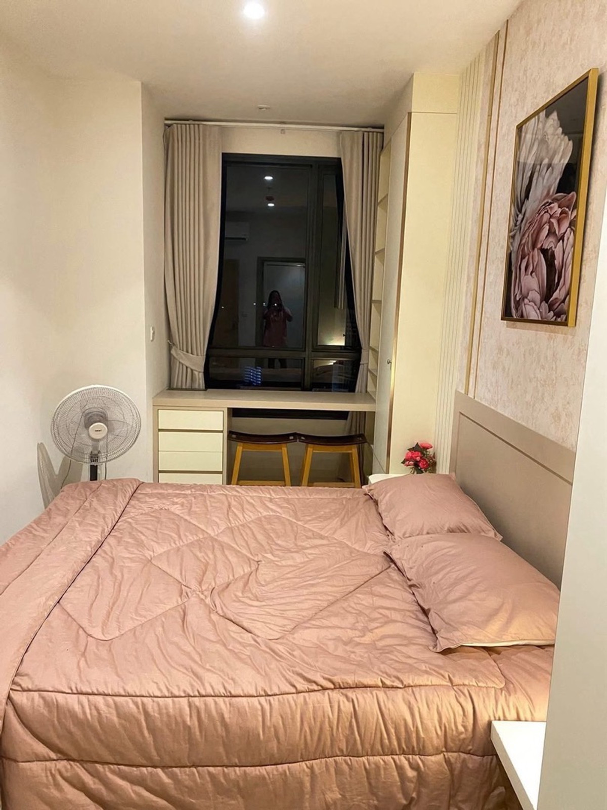 For RentCondoLadprao, Central Ladprao : Condo for rent Maru Lat Phrao 15 (pet friendly) Room size: 37 sq m Floor: 25 Building/Building: - 1 bedroom, 1 bathroom Price: 35,000 baht Nearby places: Near MRT Lat Phrao
