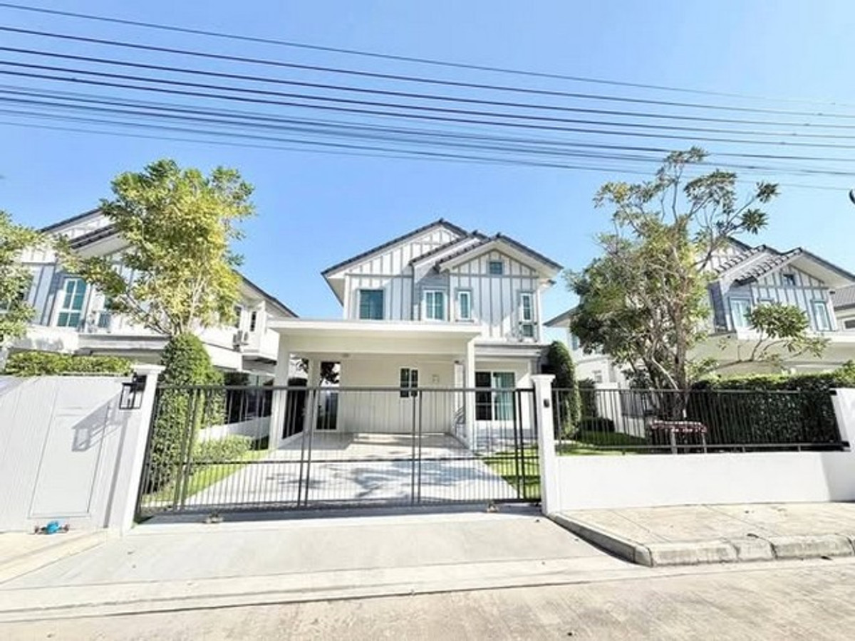 For RentHouseBangna, Bearing, Lasalle : HR3199 Modern Cozy Living at Villaggio 3 Srinakarin-Bangna [Ready to Move In] | Fully Furnished | Near Mega Bangna