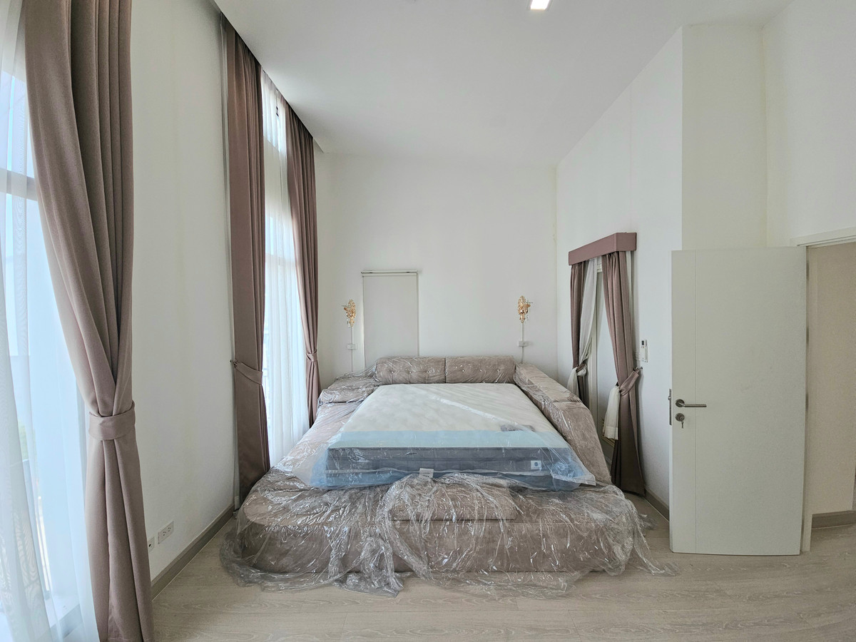 For SaleTownhomeNawamin, Ramindra : Corner townhome for sale, Pruksa Ville, Phahonyothin Ramintra (30.5 sq m.), near BTS Sai Yut.