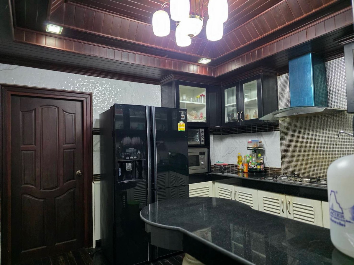 ขายบ้านเชียงใหม่ : 🏡 ขายบ้านไม้แท้ สร้างเอง มูลค่าสูงกว่าราคาขาย หมู่บ้านรินรดา3 อ.สารภี เชียงใหม่ น้ำไม่เคยท่วม