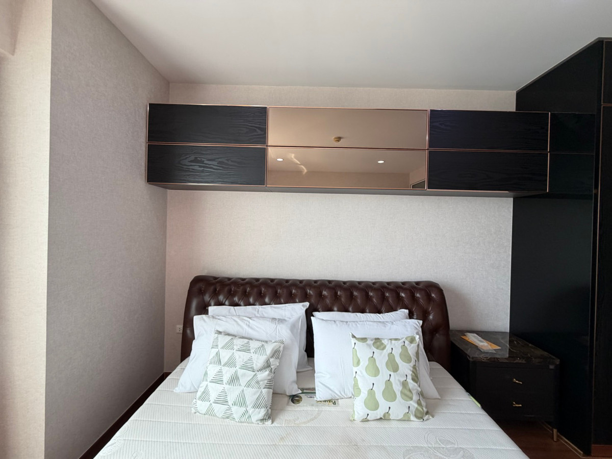 For SaleCondoRama3 (Riverside),Satupadit : For sale/rent Supalai Prima Riva Rama 3 | 3 bedrooms, high floor, river view ________________________________________ Luxury riverfront condo Supalai Prima Riva Rama 3, 42nd floor, area 256 sq m., 3 bedrooms, 5 bathrooms, maids room, panoramic Chao Phraya