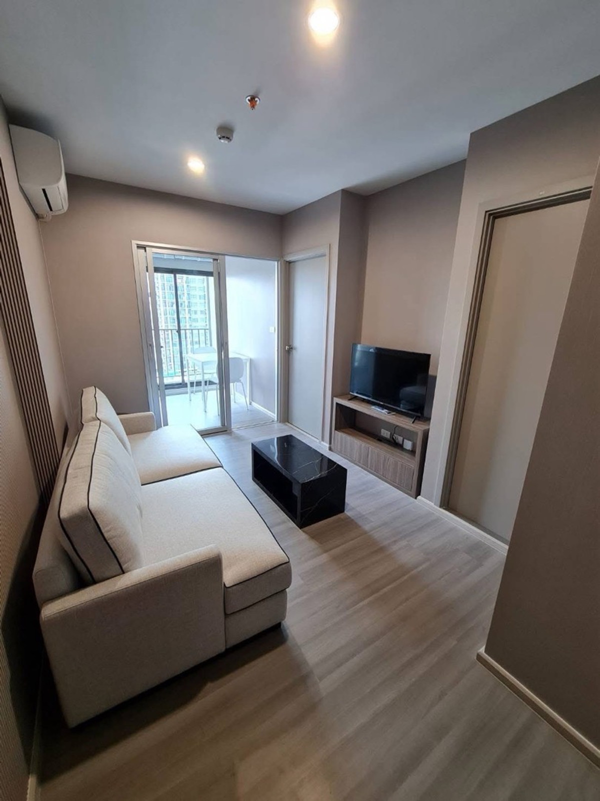 ให้เช่าคอนโดปิ่นเกล้า จรัญสนิทวงศ์ : ให้เช่า The Parkland จรัญ-ปิ่นเกล้า ตึก A ชั้น 12A ขนาด 35 ตร.ม. ราคา 15,000 บาท