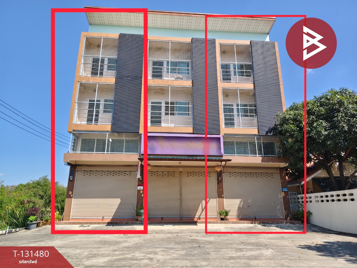 For SaleShop HouseNakhon Pathom : Commercial building for sale, 2 units, Salaya-Bang Phasi Road, Phutthamonthon District, Nakhon Pathom, good location next to the road.