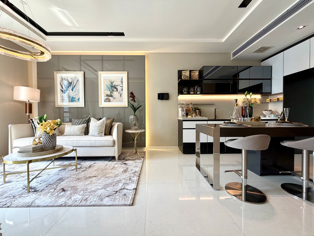 For SaleCondoSukhumvit, Asoke, Thonglor : The room is fully decorated, as per the label. Receive special privileges. Call 0946503223.