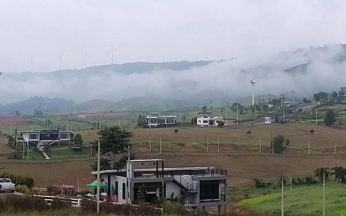 For SaleHotel&Apartment BusinessPhetchabun : ★House for sale with land 1 rai 35 sq m with furniture.  Have a valid Red Garuda title deed, Blizz by Khao Kho Highland Camp Son project.